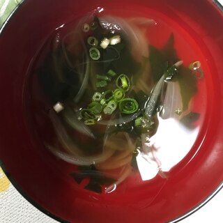 玉ねぎとわかめの中華スープ♥